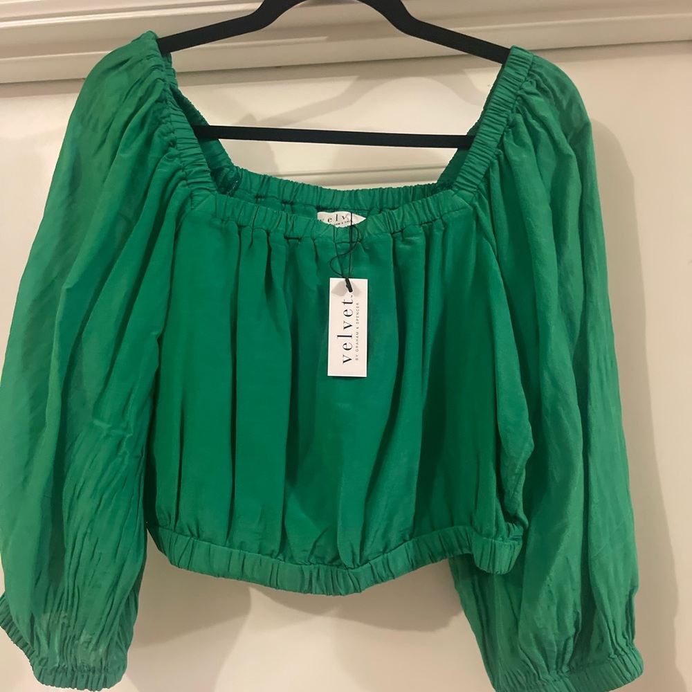 Velvet by Graham & Spencer Green Cropped Blouse Small never worn new with tags
